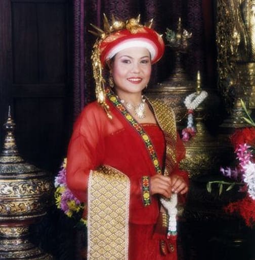 Traditionelle Masseurin